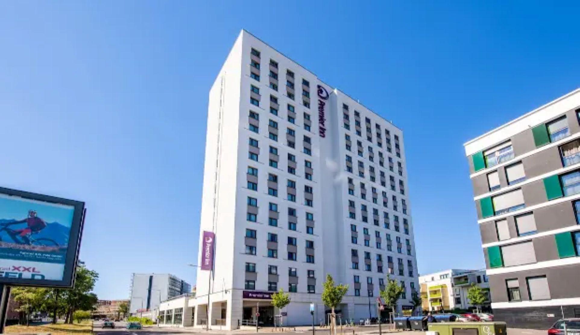 Premier Inn Cologne City South Hotel in COLOGNE - KOELN