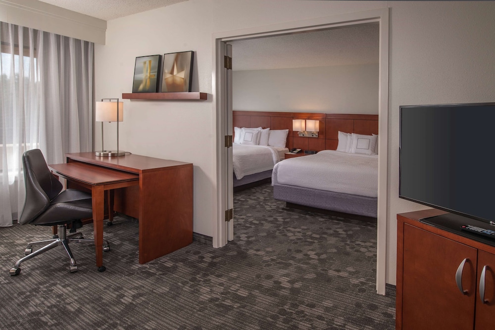 Sonesta Select Greenbelt College Park 8/47