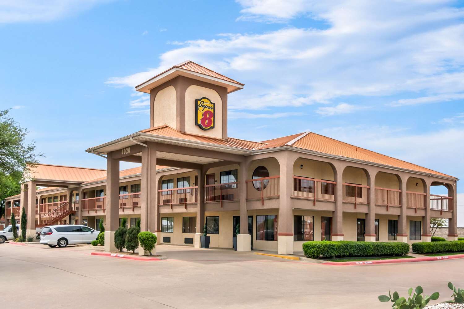 Super 8 by Wyndham Grand Prairie Southwest 7/24