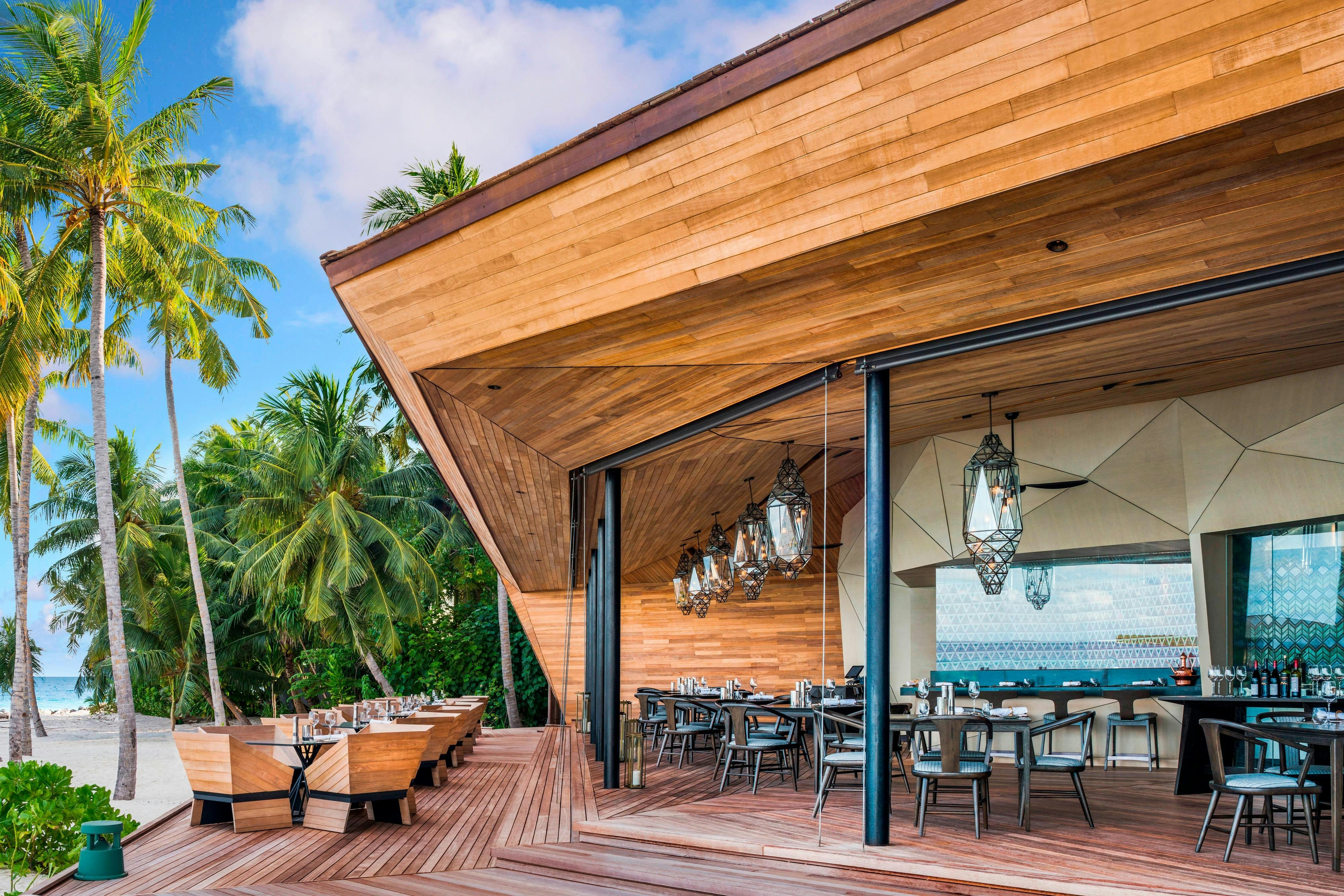 The St Regis Maldives Vommuli Resort 6/60