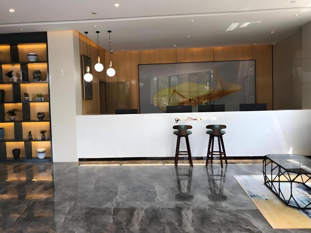 Lobby at GreenTree Inn Qingdao Laixi High-speed Railway Station Shenzhen Road Express Hotel, QINGDAO
