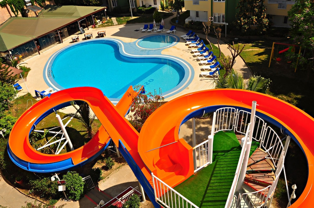 Melissa Garden Aparthotel 42/58