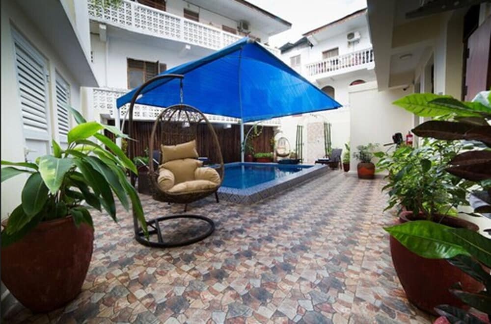 Spice Palace Hotel 5/29