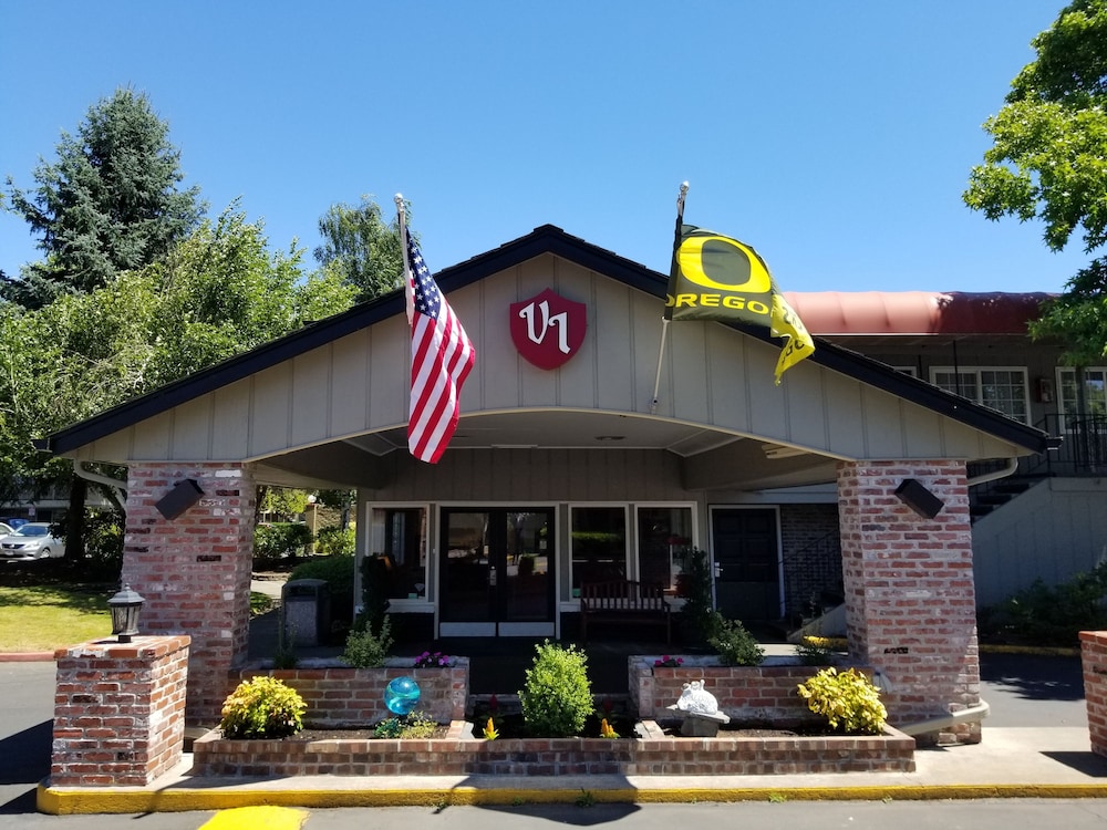 Village Inn Springfield 6/59