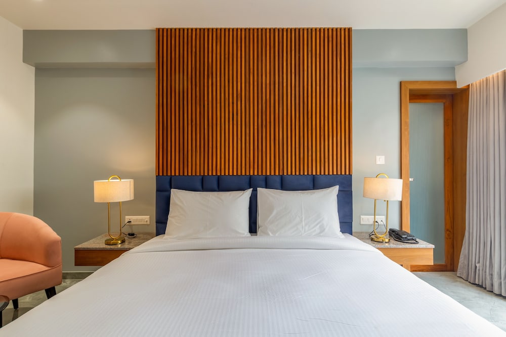 Nalanda Hotel 34/63