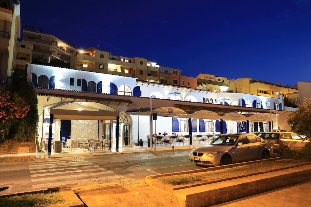Meli Hotel 42/46