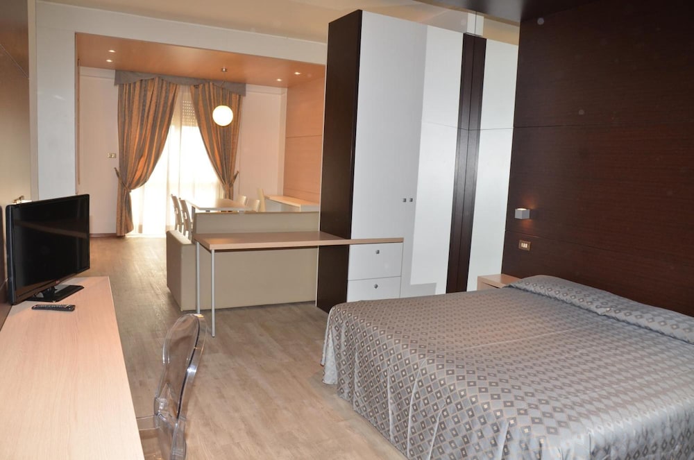 Grand Eurhotel and Residence 6/25