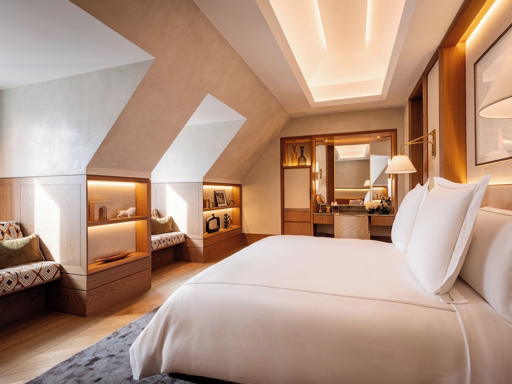 4 Bedrooms, House, 4 King Beds