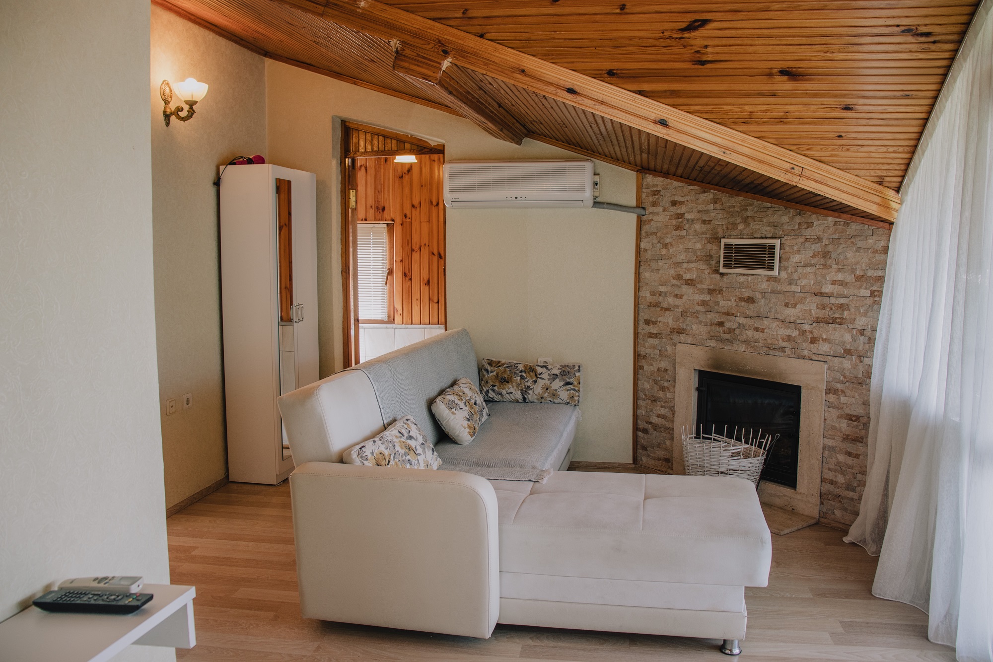 Marina Hotel Agva 15/27