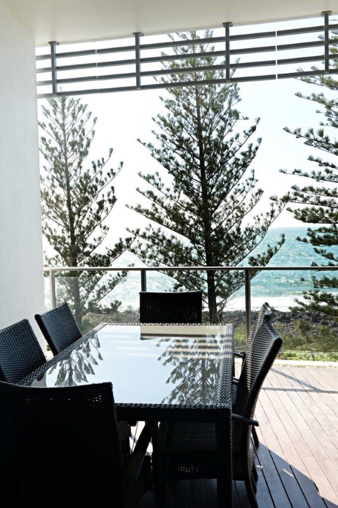 MANTA BARGARA RESORT 24/63