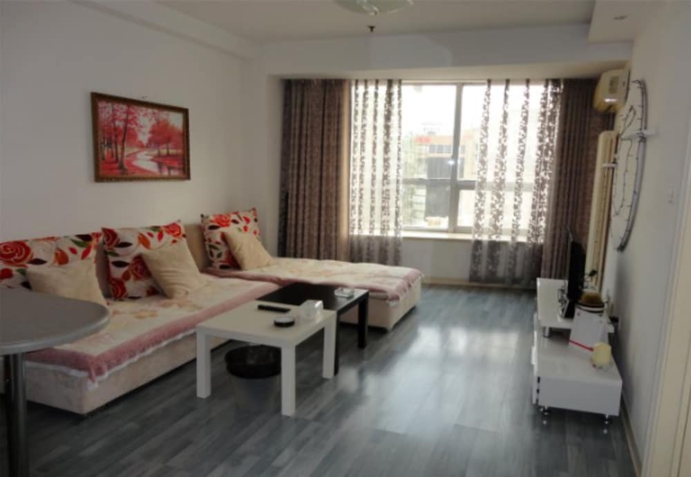 Dalian Xiuzhu Building Apartment 15/50