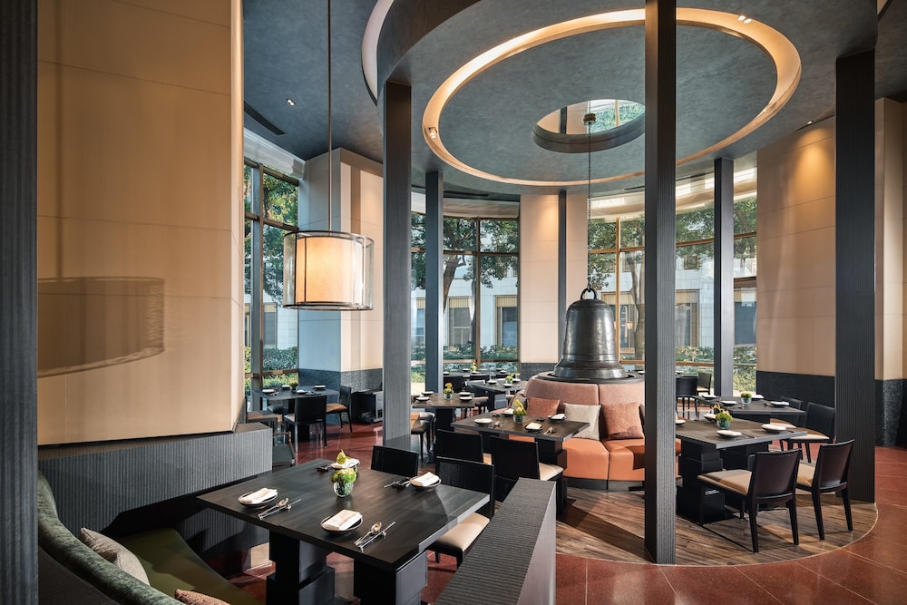 Hyatt On the Bund Hotel 36/49