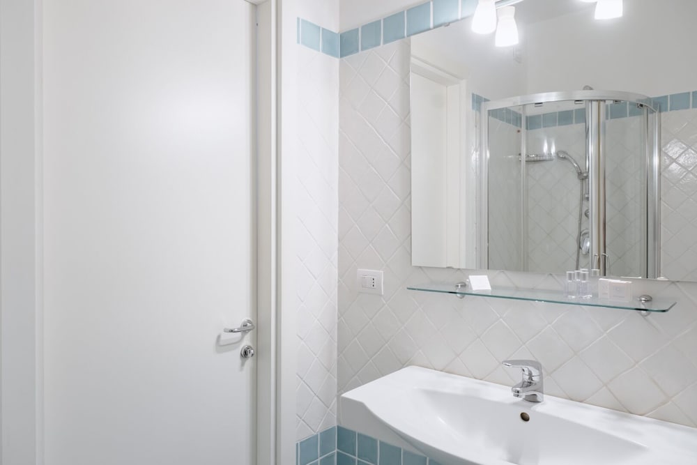 غرفة قياسية بسرير مزدوج، Hotel Angedras 7/9