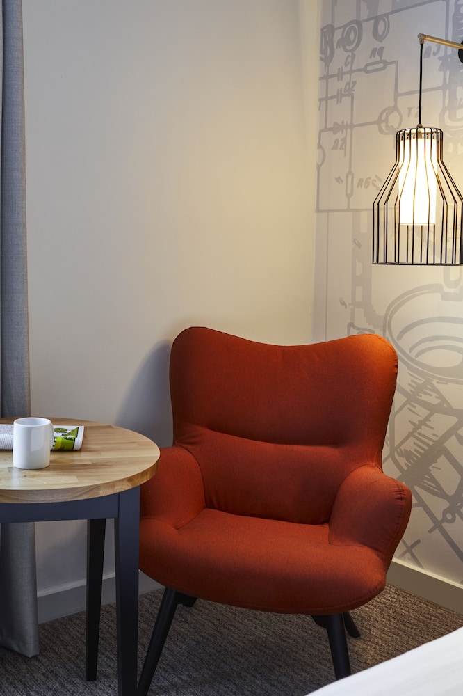 Mercure Birmingham West Hotel 28/63