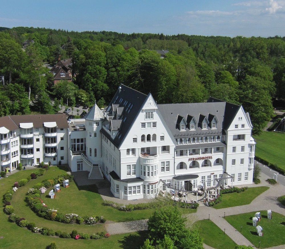 Strandhotel Glucksburg 1/50