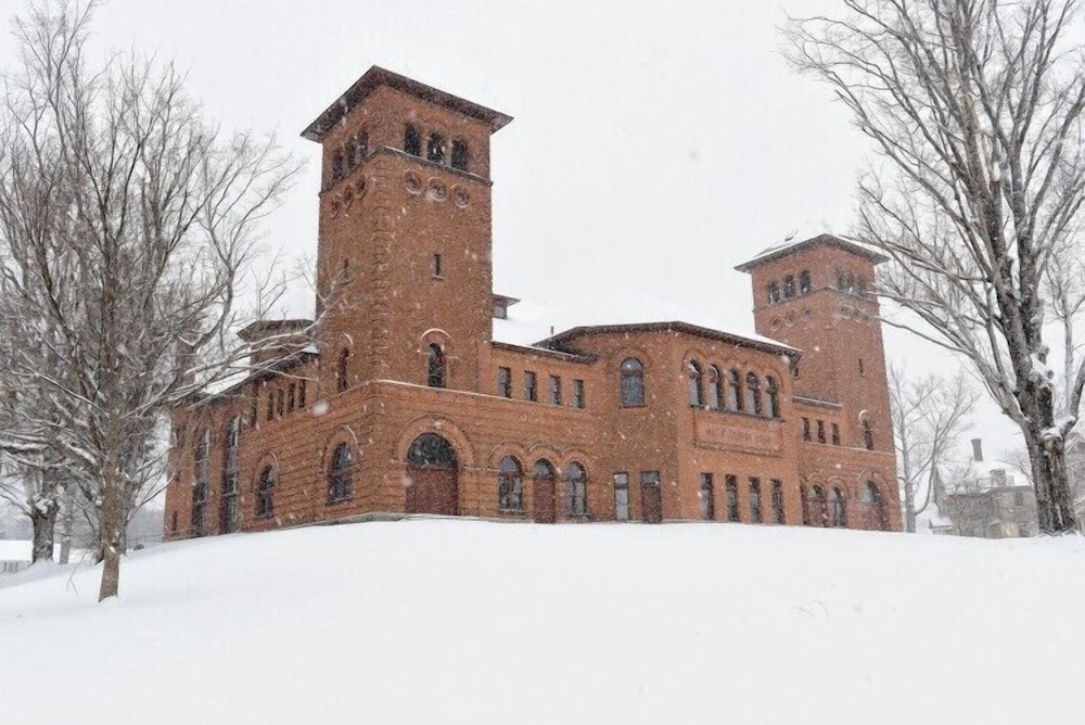 Centennial House 2/50