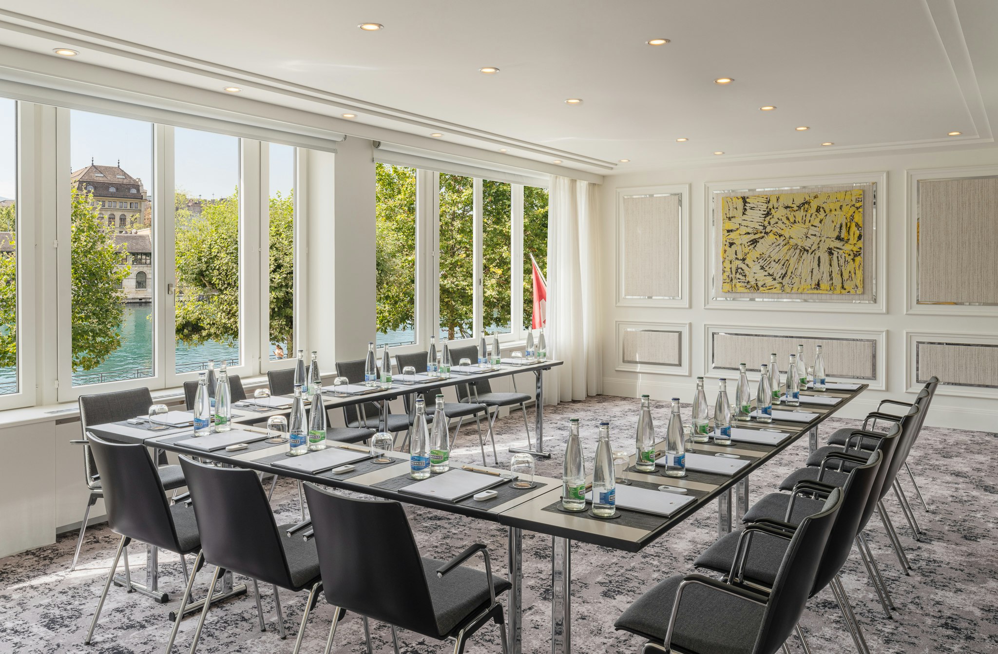 Mandarin Oriental, Geneva 73/82