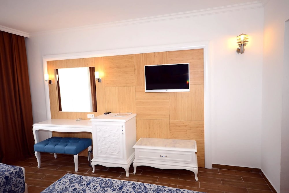 Eftalia Village 13/18