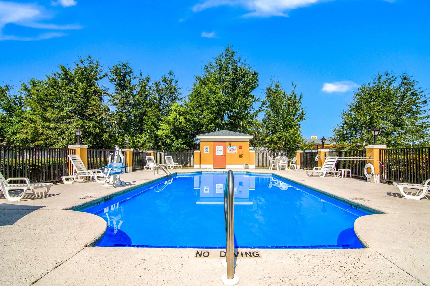 Quality Inn near University of Mobile 46/50