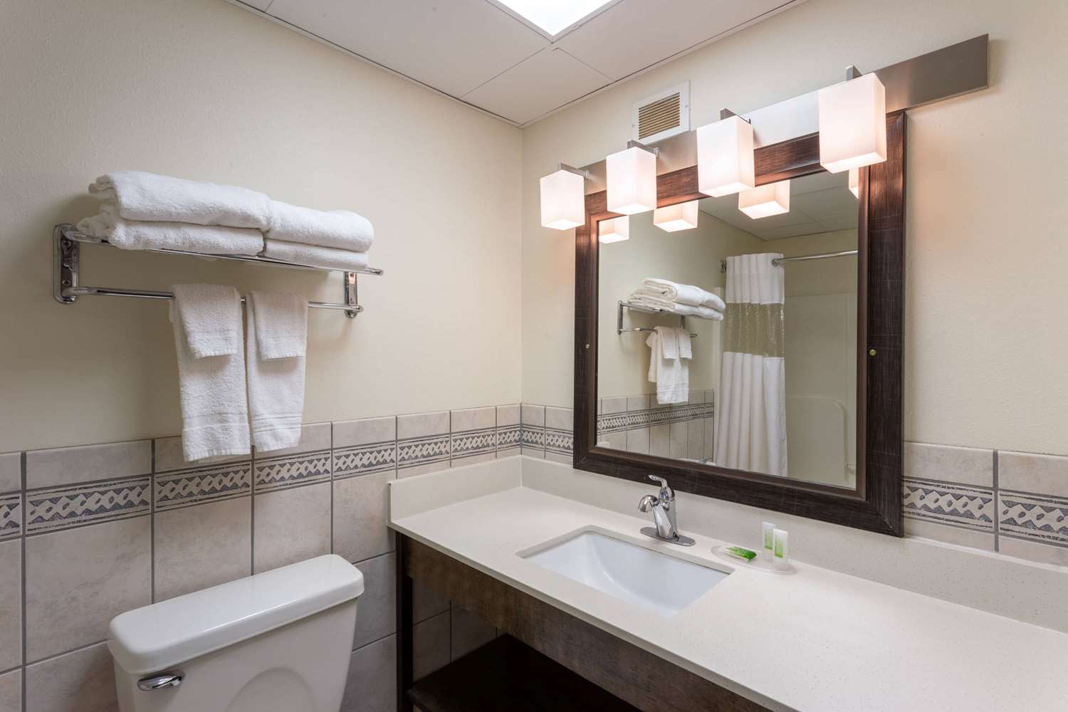 Americinn By Wyndham Wausau 48/50