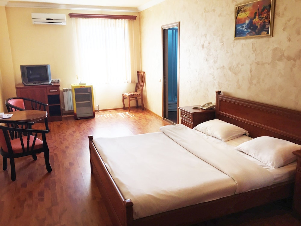 Primer Hotel 28/49