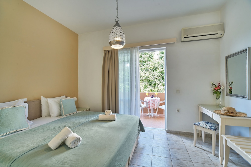 Apartment, King Bed, Sofa, 2 Balconies, High Floor، Solon Apartments 8/10