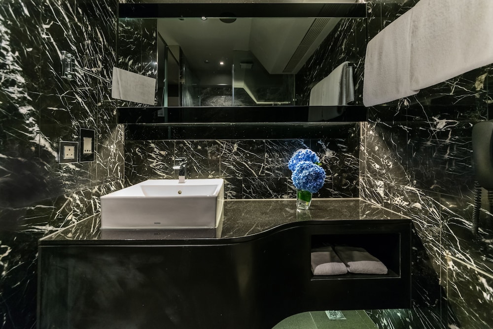 Hotel Pravo Hong Kong 55/58