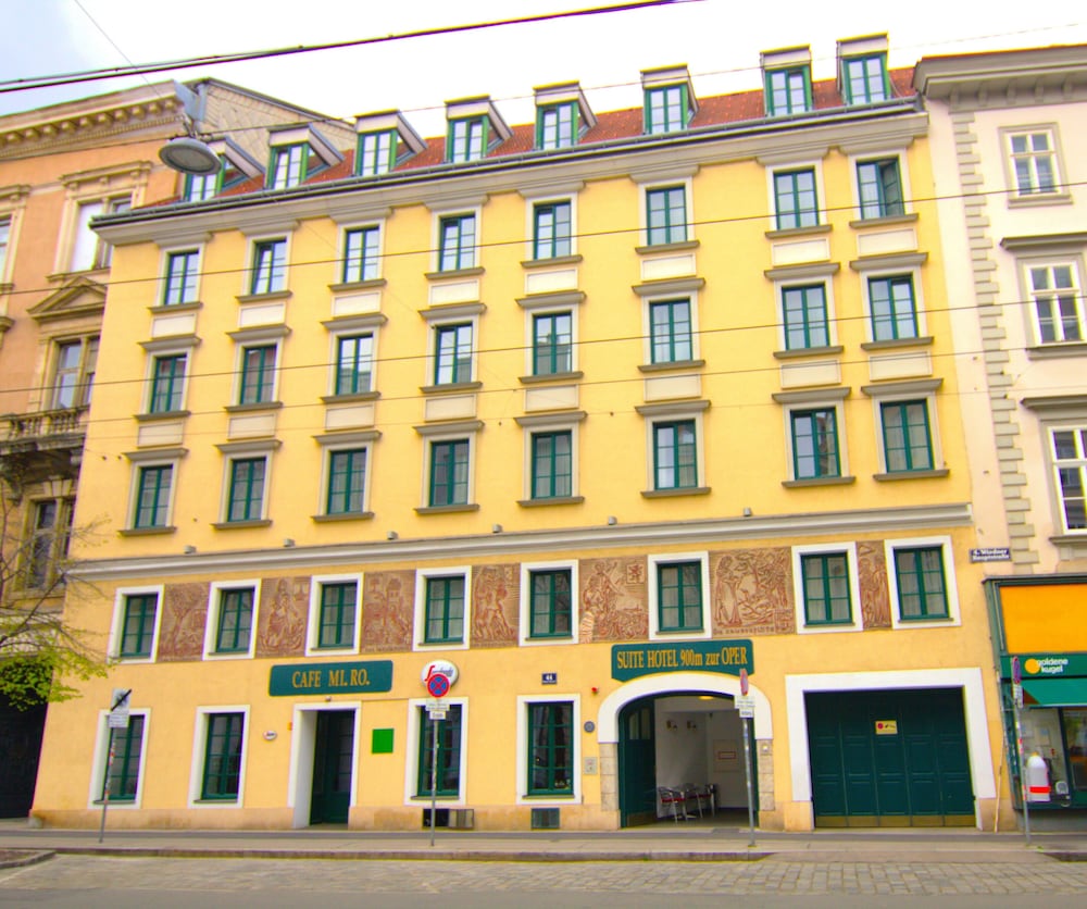 Suite Hotel 900 M Zur Oper 1/17