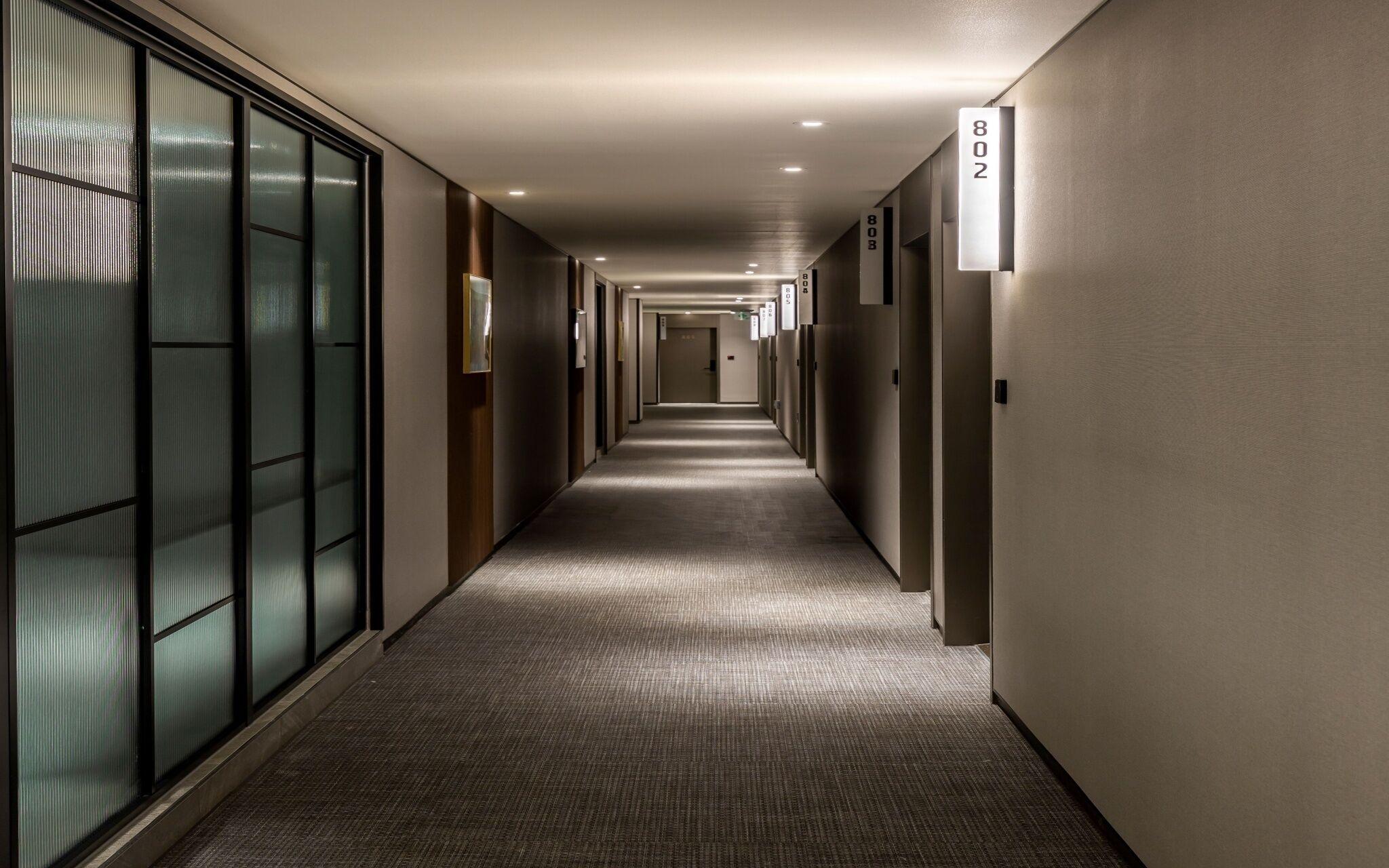Queen Town Hotel 21/33