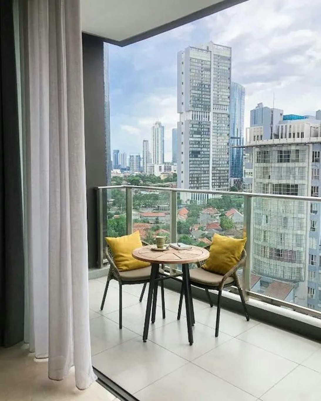 Mangkuluhur Residences by Lorin 24/35