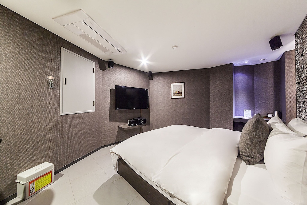 Jbis Hotel 11/46
