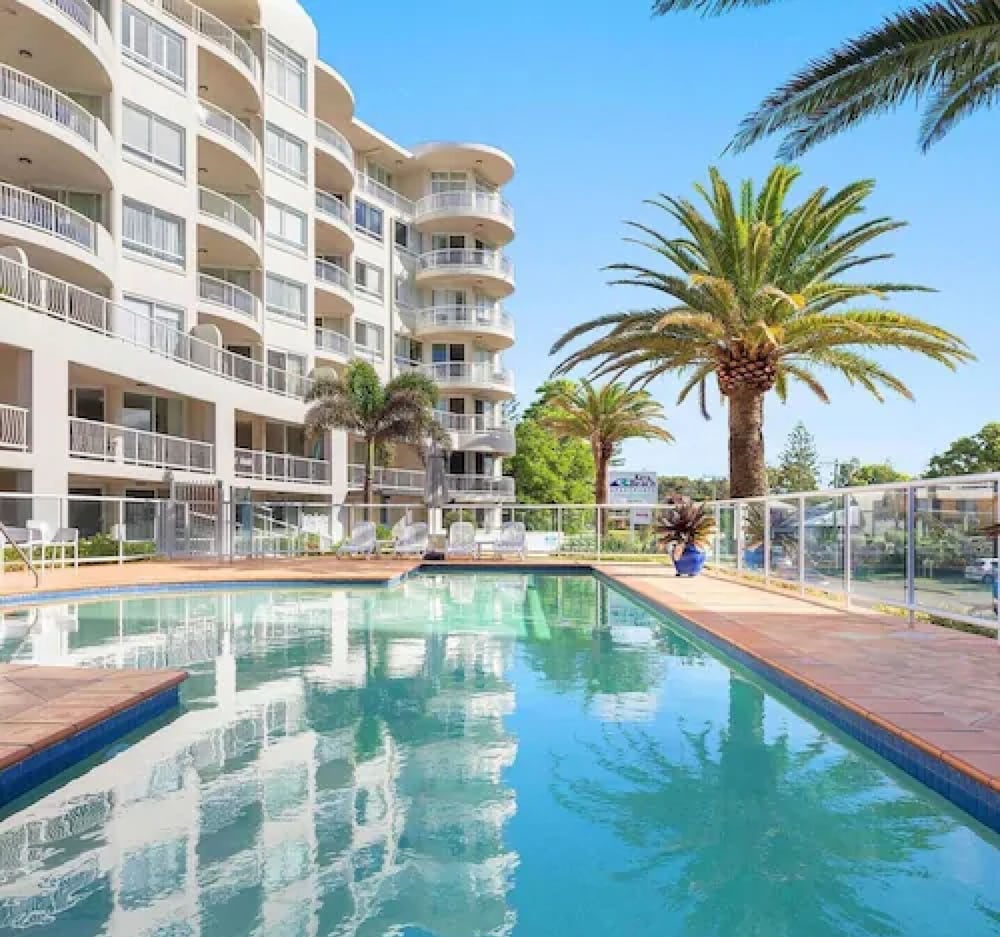 Kirra Beach Apartments 3/78