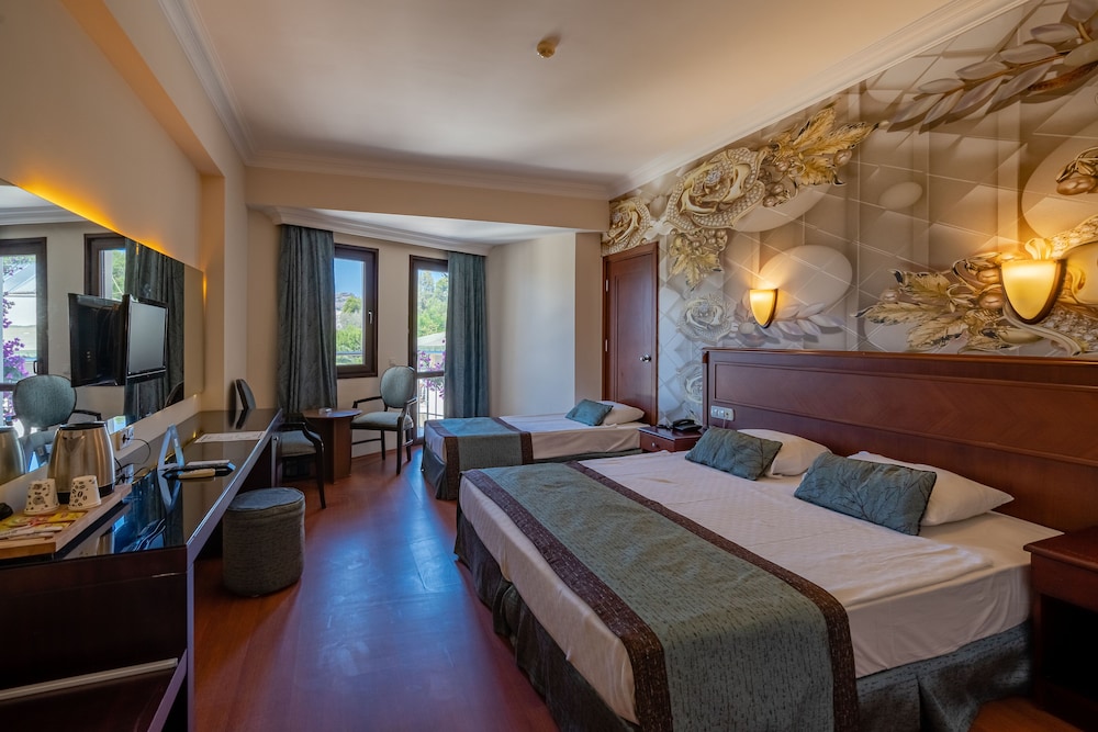 Golden Age Bodrum 15/50