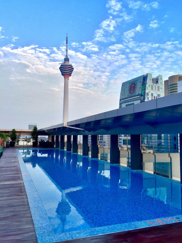 Parkroyal Serviced Suites Kuala Lumpur 64/69