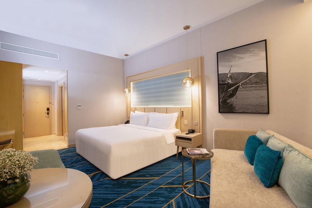 Maani Muscat Hotel & Suites 27/59