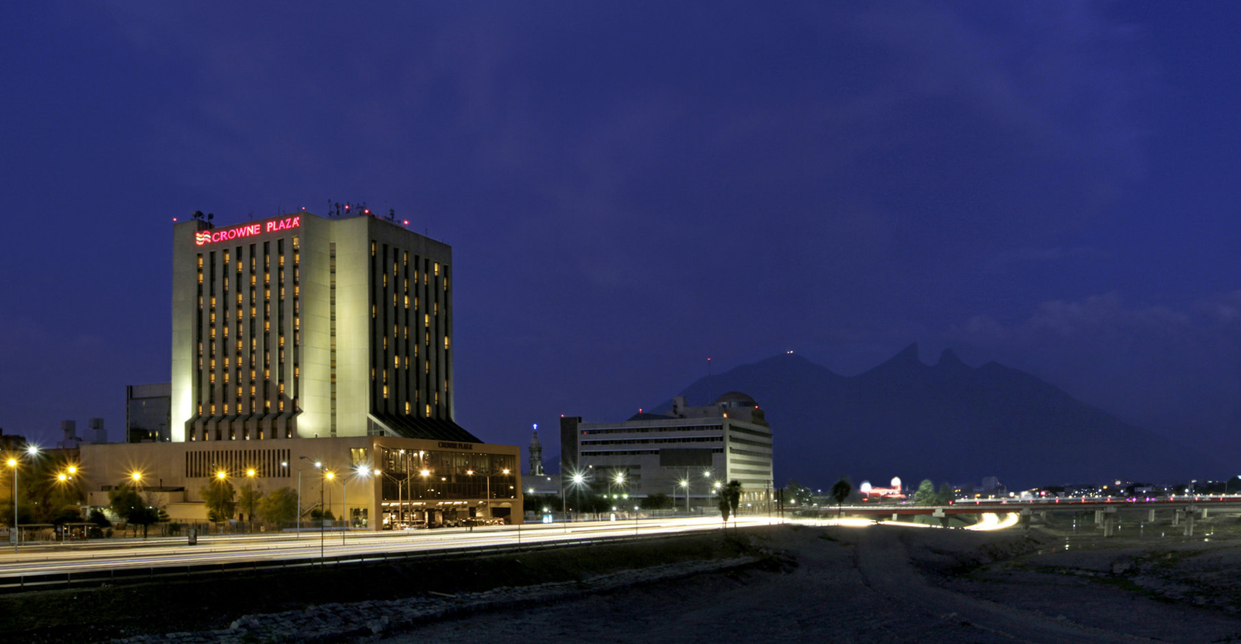 Crowne Plaza Monterrey 1/74