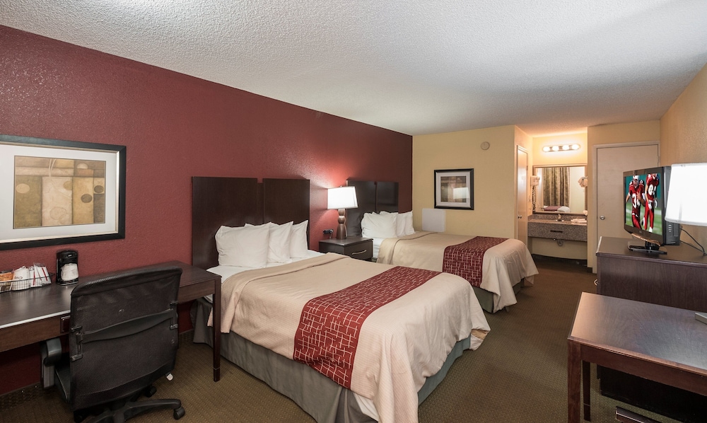 Red Roof Inn Baldwin 20/38