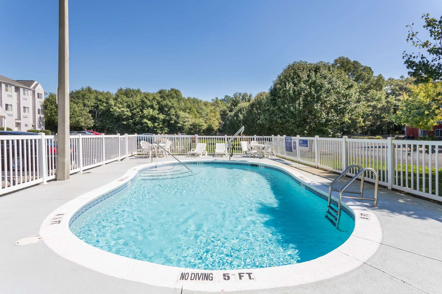 Microtel Inn Suites By Wyndham Marianna 13/23