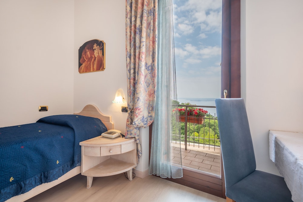 Hotel Laguna San Zeno 14/50