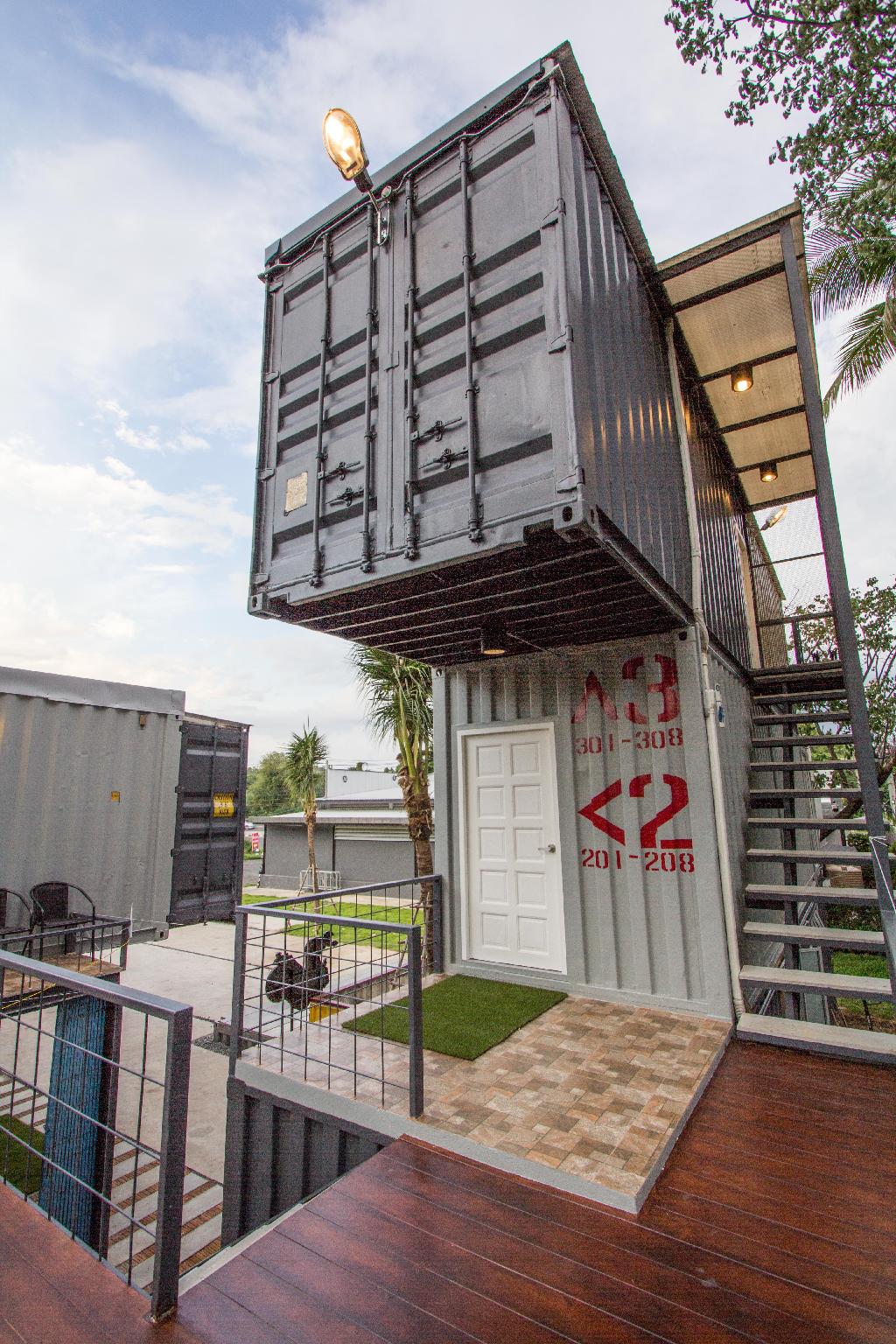 Ducati Bike Box Hostel 11/53