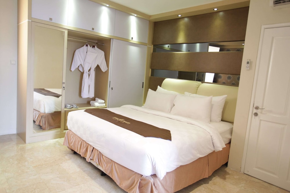 Midtown Residence Simatupang Jakarta 24/78