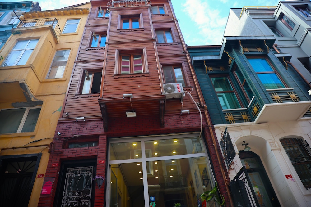 Brk Dream Suites Taksim 2/50