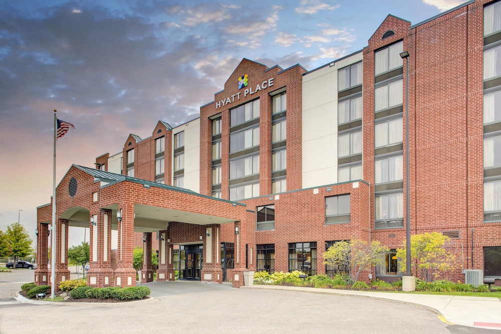 Hyatt Place Detroit/Livonia 64/66