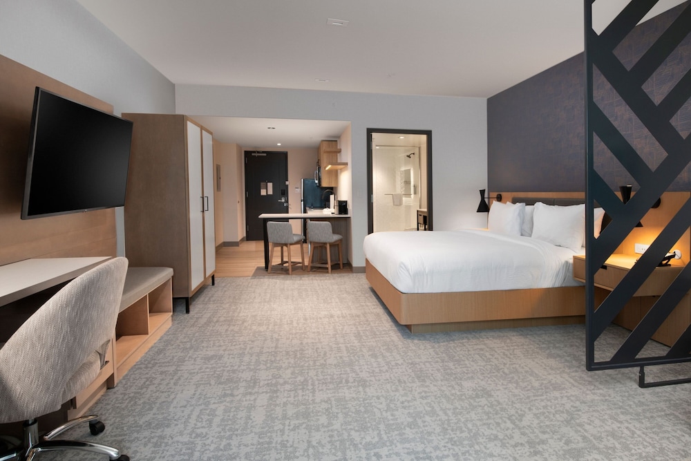 Residence Inn by Marriott St. Louis Clayton 9/33