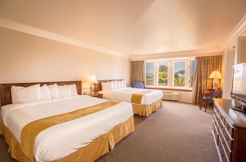 HISTORIC SANTA MARIA INN 18/67
