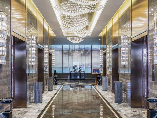 Xinhua Jian'guo Hotel 13/26