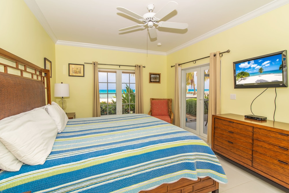 Grandview Condominiums 24/79