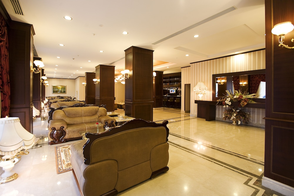 Latanya Palm and Spa Hotel 12/50