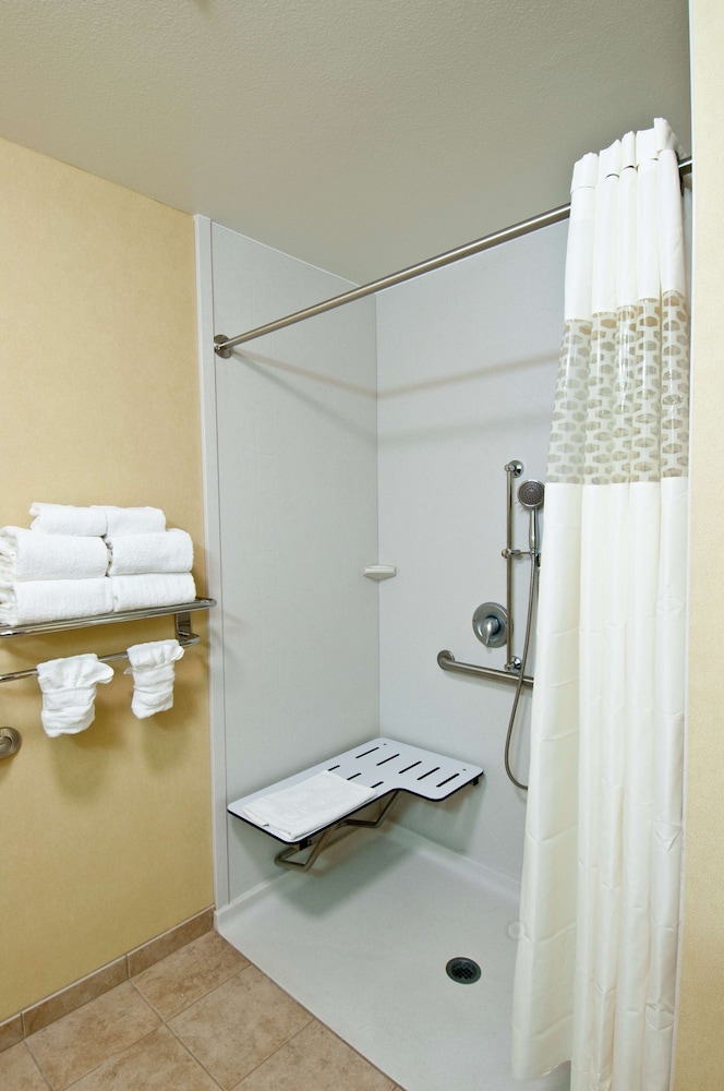 Hampton Inn And Suites Moreno Valley 21/63