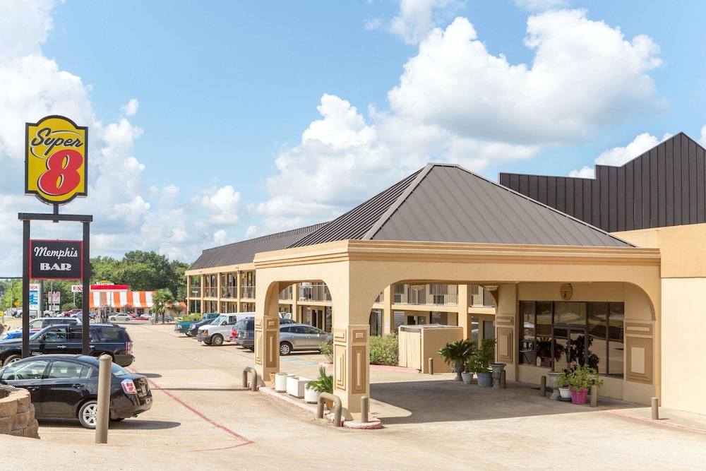 Super 8 By Wyndham Longview/North 3/42
